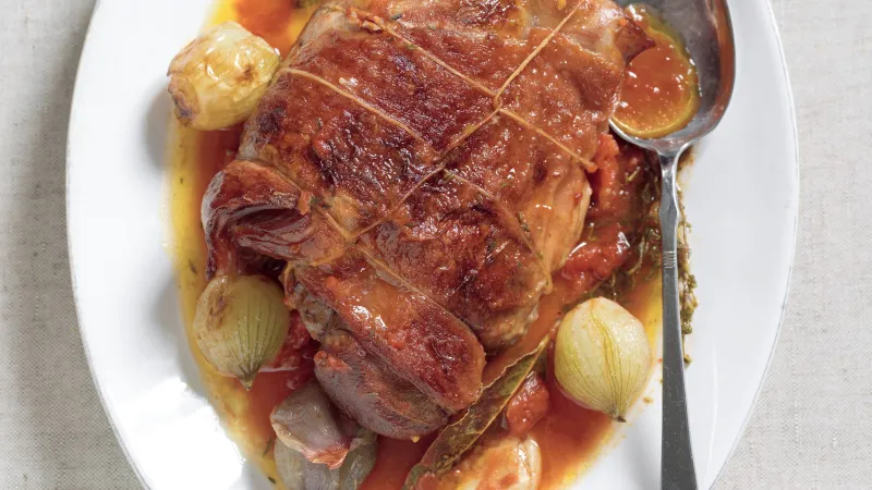 Krůtí stehna na cibuli