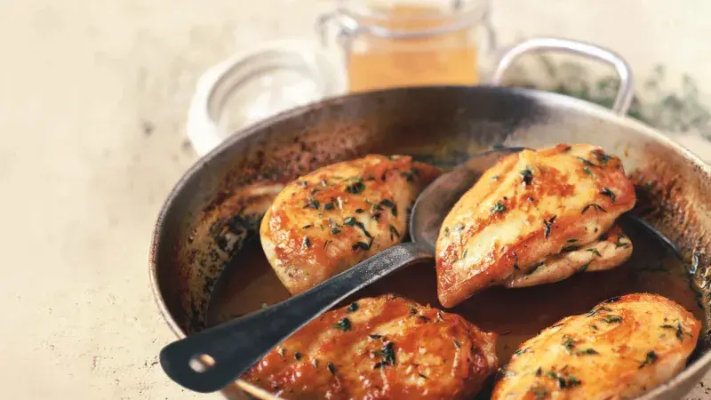 Kuře na pomerančích