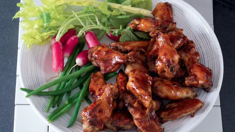 Lepkavá BBQ křídla