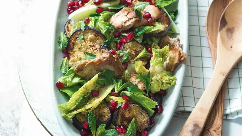 Lilkový salát s pitou