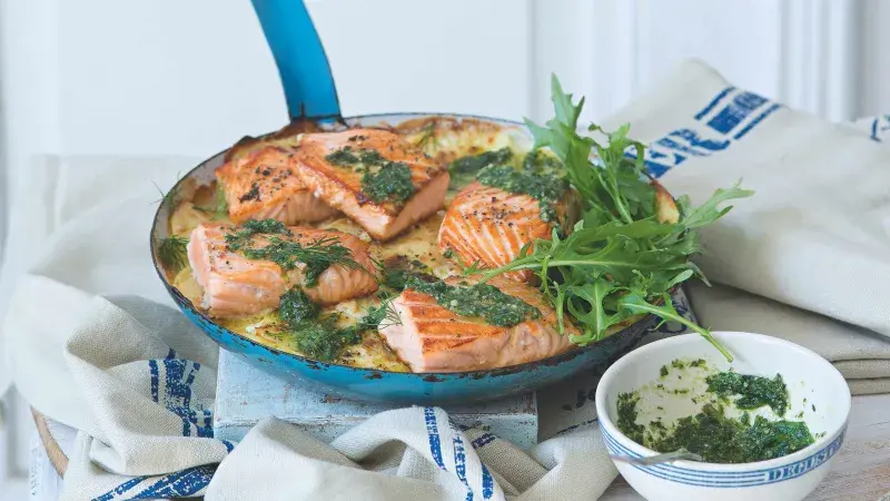 Losos & krémové zapečené brambory