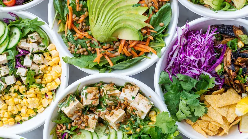 Lehké saláty: 45 nejlepších ověřených receptů