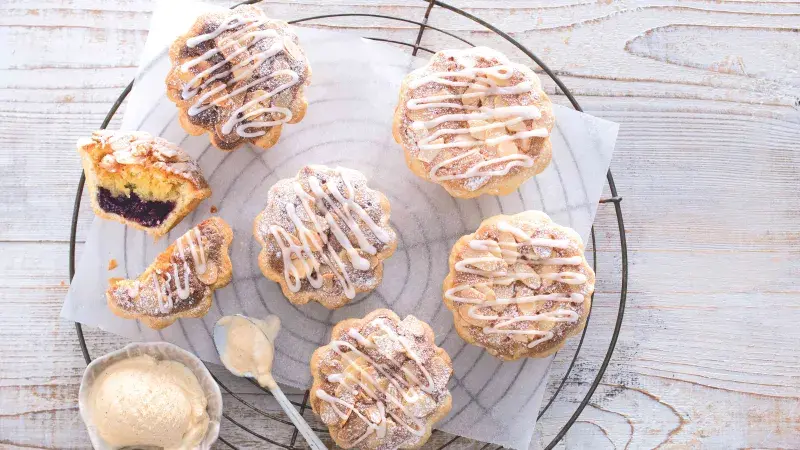 Mandlové bábovičky s džemem