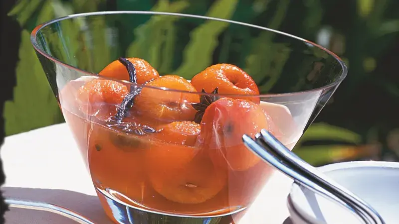 Hvězdný meruňkový kompot