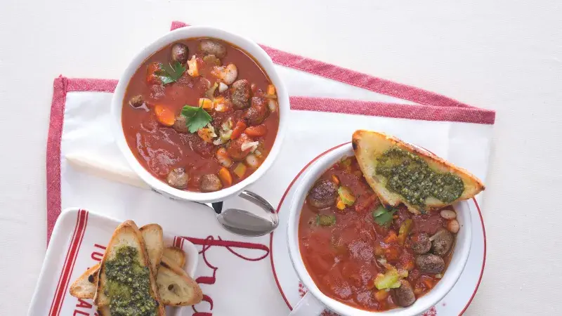 Polévka minestrone