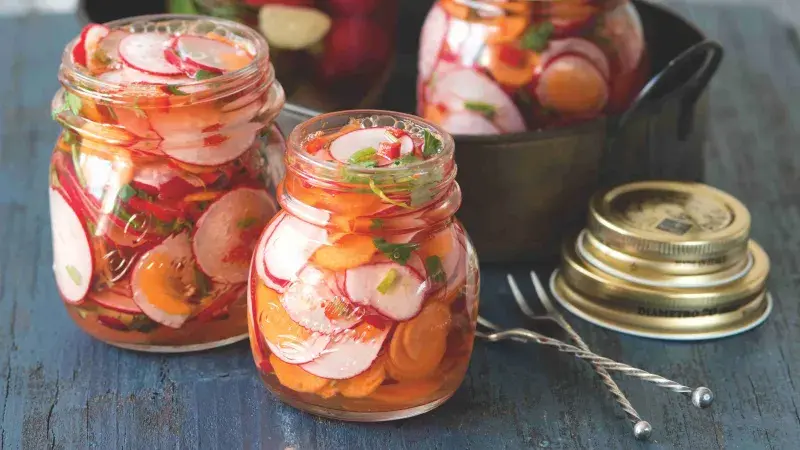 Nakládané ředkvičky narychlo