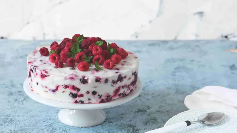 Nepečený ovocný dort