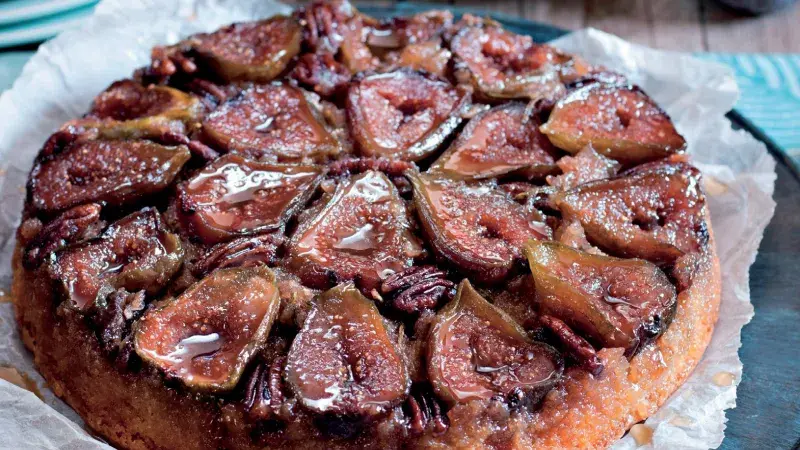 Obrácený fíkový dort