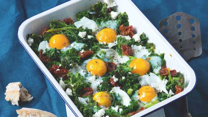 Pečený kadeřávek s vejci