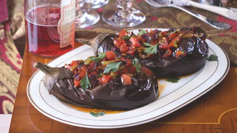 Pečený plněný lilek