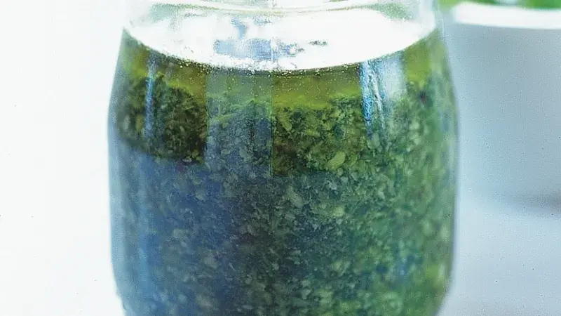 Bazalkové pesto