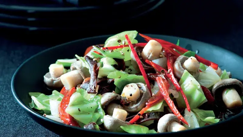 Pikantní zelný salát