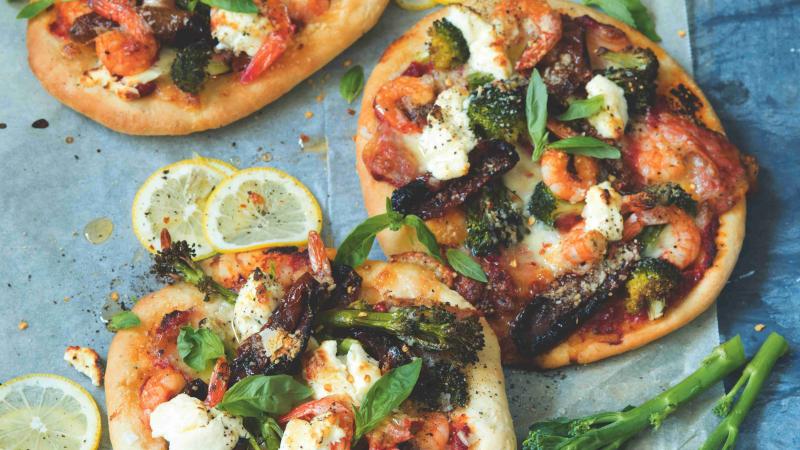 Pizza s brokolicí a krevetami