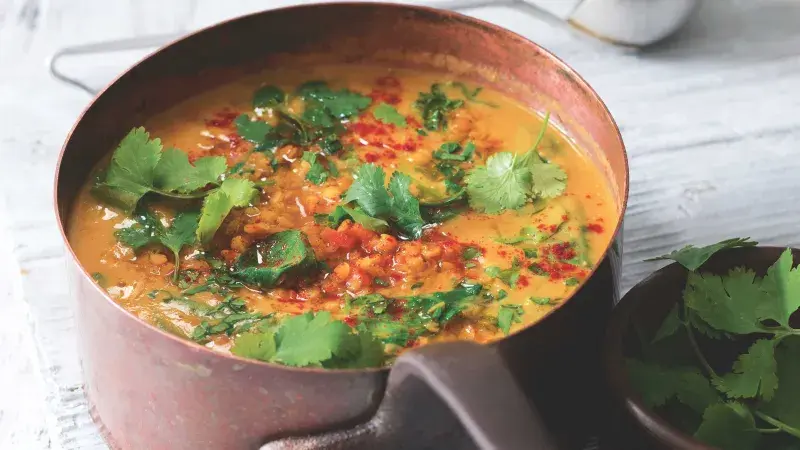 Polévka z červené čočky