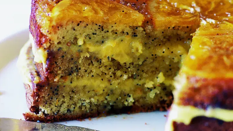 Dort s pome­ranči a mákem