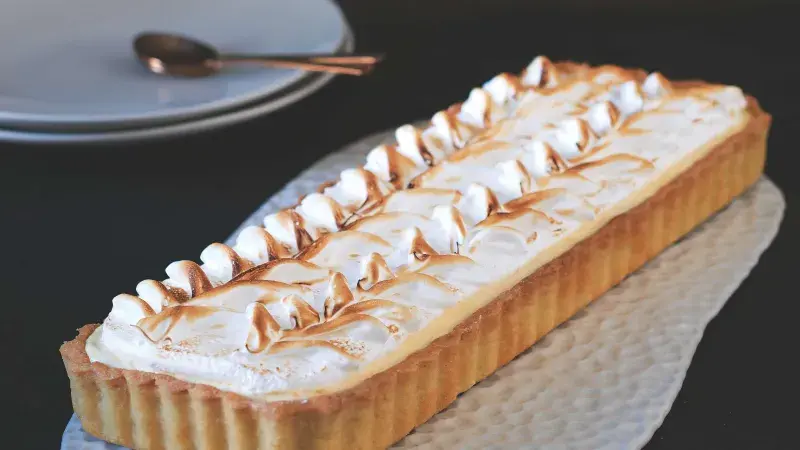 Pomerančový meringue páj