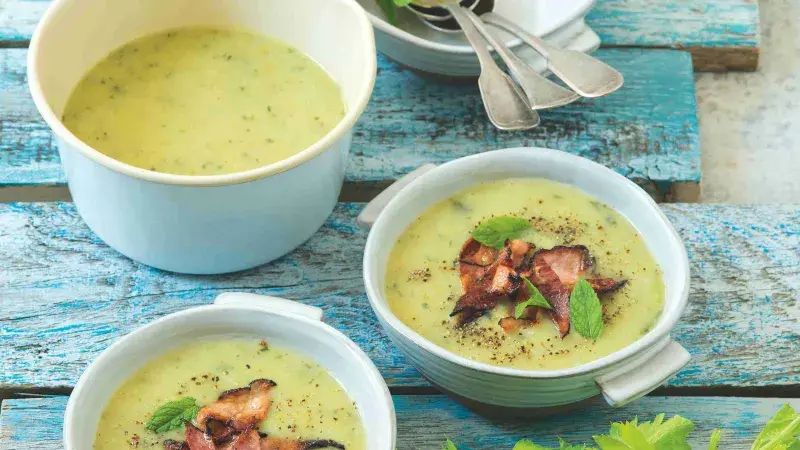 Řapíková polévka se slaninou