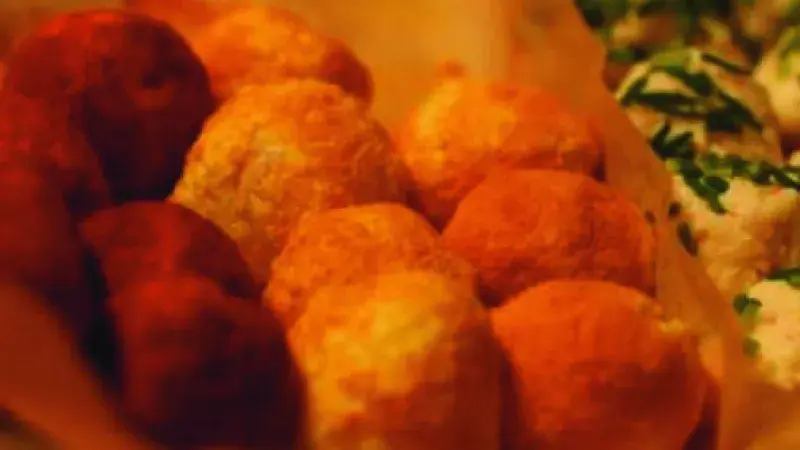 Sýrovo-šunkové party kuličky