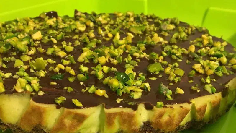 Pistáciový cheesecake