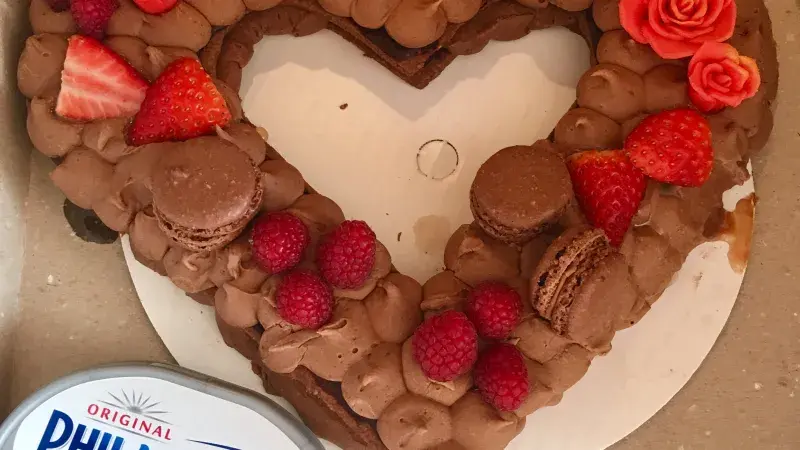 Moderní malino-čokoládový cheesecake