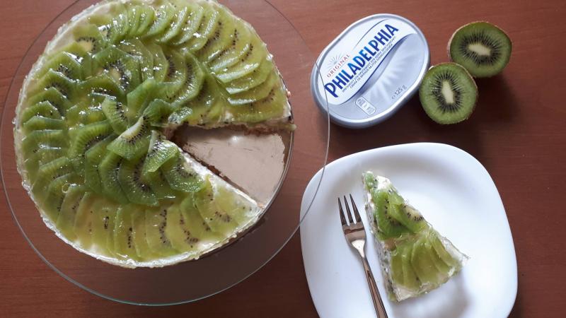 Gaštanový cheesecake s kiwi
