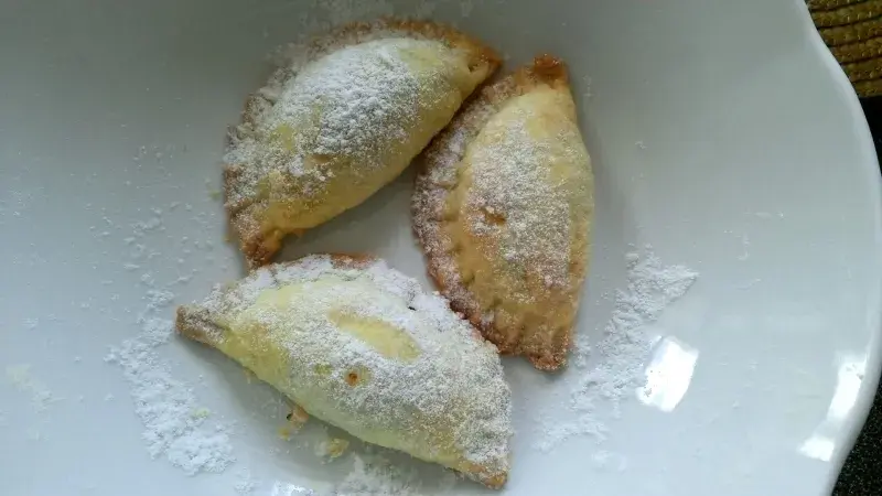 Tvarohové pirohy s povidly