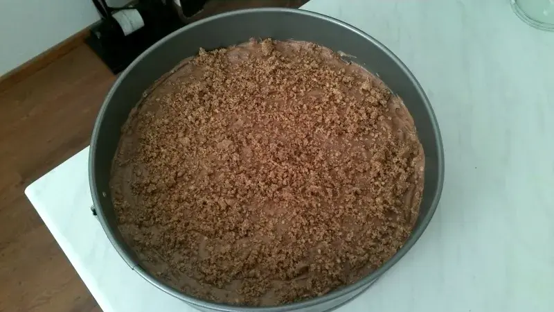 Nepečený nugátový dort s rumem