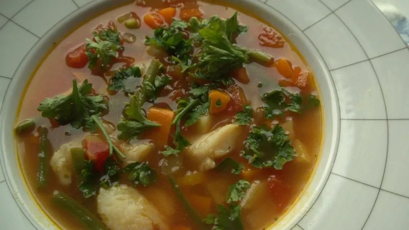 Pikantní rybí polévka 