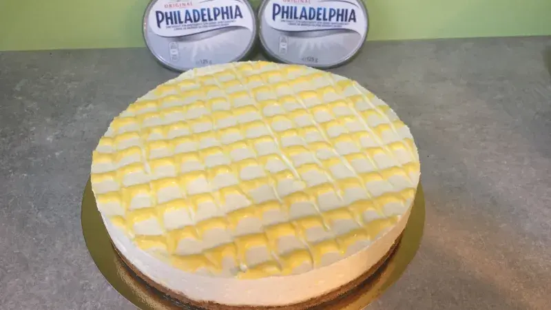 Citrónový cheesecake s lotuskami a tvarohem