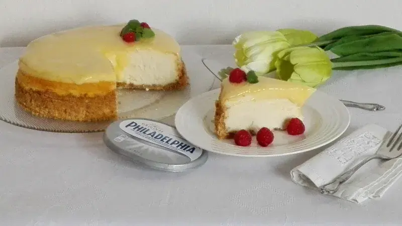 Cheesecake s Lemon curd