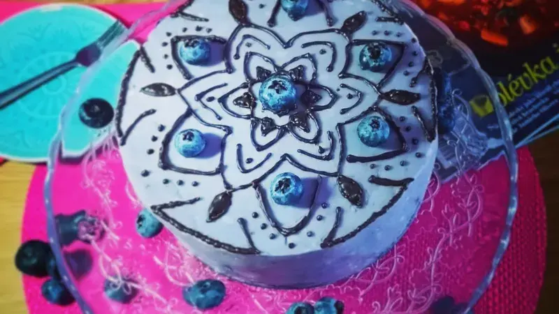 Lehký piškotový dort