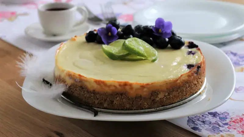 Svěží cheesecake s borůvkami