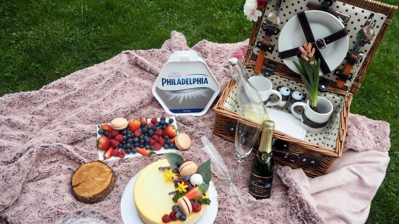 Luxusní levandulový cheesecake s borůvkami