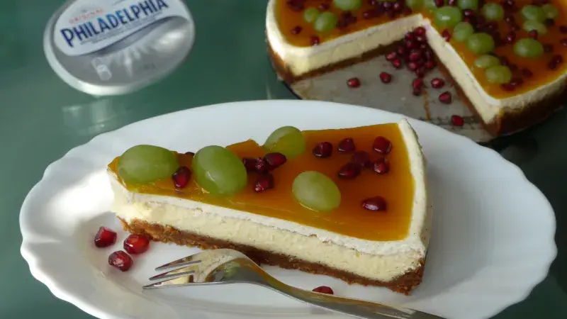 Krémový cheesecake s maracujovým želé