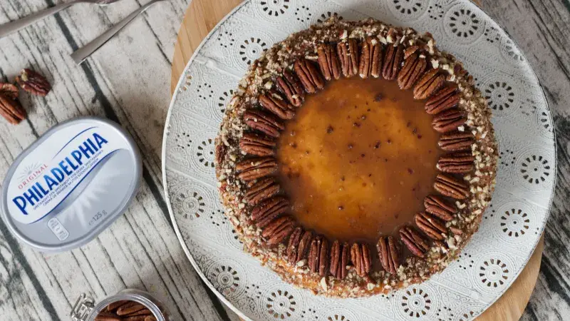 Cheesecake s pekanovými ořechy