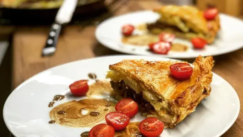 Plněný bramborový koláč