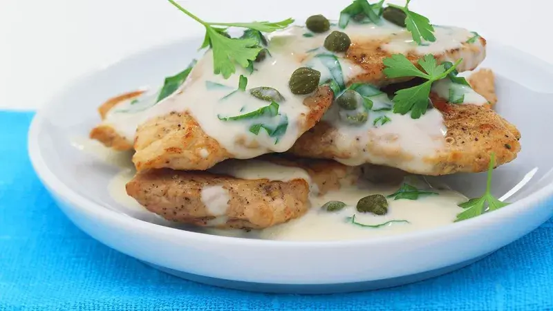 Vepřové plátky s petrželovou omáčkou