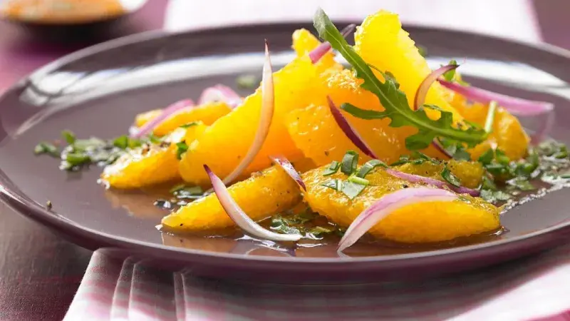 Salát z pomerančů a rukoly