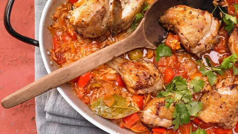 Kuře s rýží z jednoho hrnce