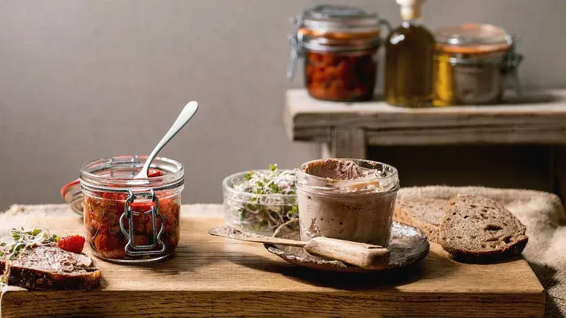 Tradiční francouzská paštika