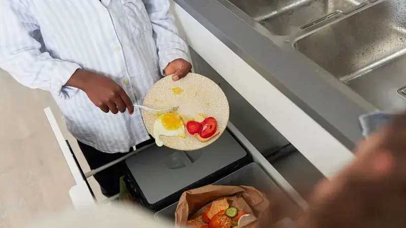 Vyhazování zbytků jídla