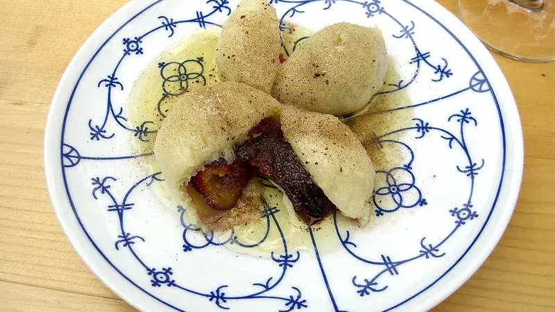 Švestkové knedlíky