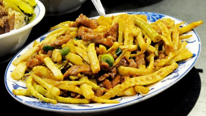 Vepřové s bambusovými výhonky