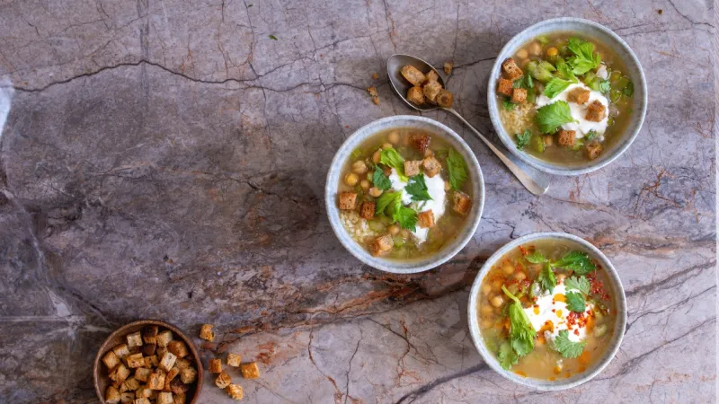 Celerová polévka s cizrnou