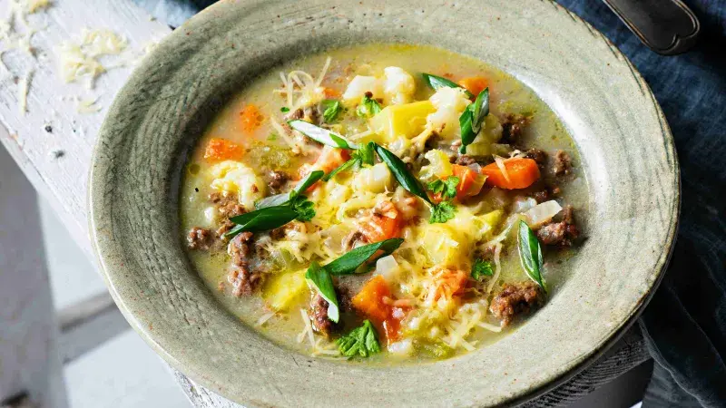 ,Cheeseburgerová‘ polévka