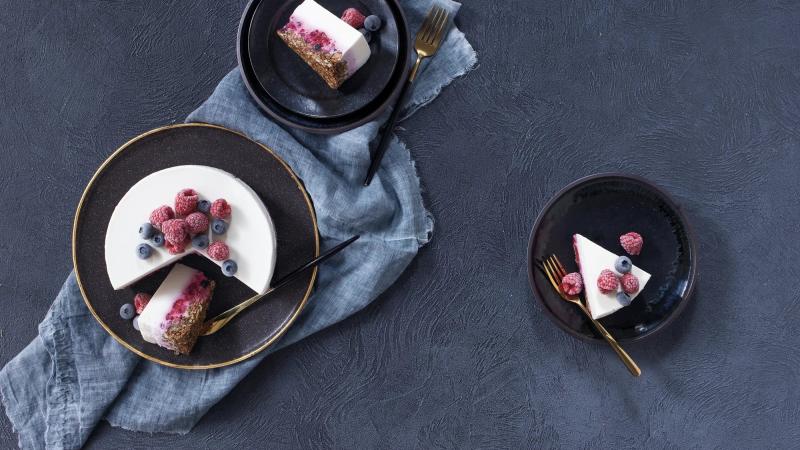Cheesecake z granoly a ricotty