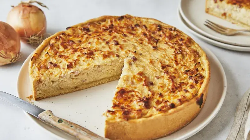 Slaný cibulový koláč