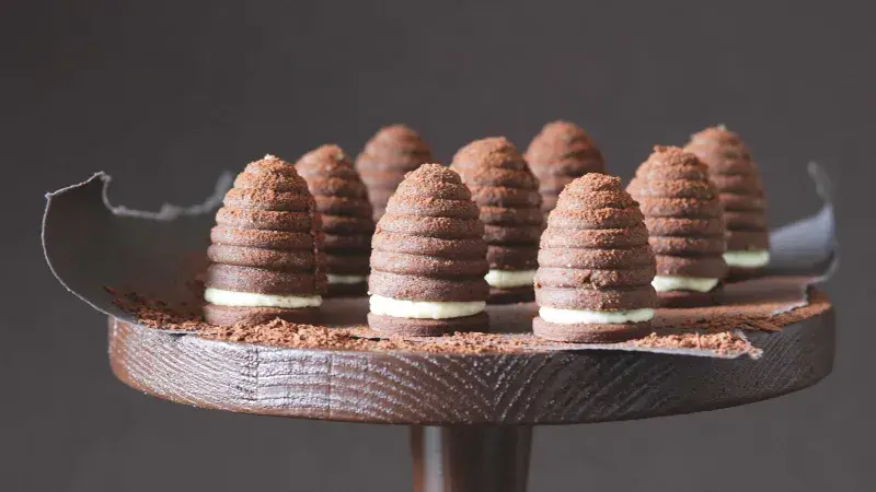 Vosí hnízda s čokoládou