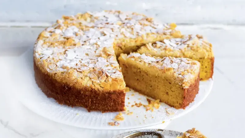 Dýňovo-jablečný koláč s drobenkou