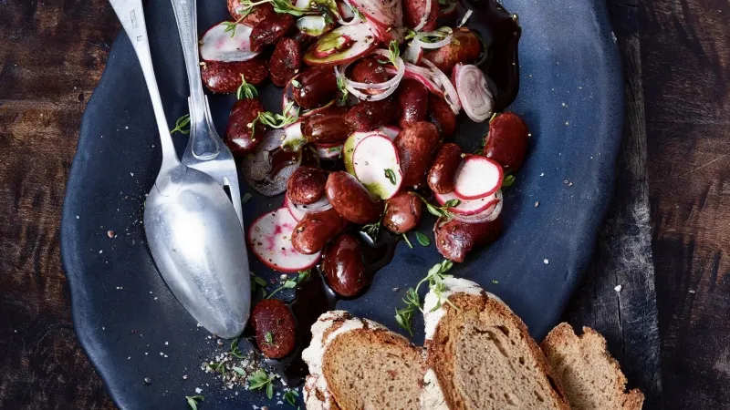 Fazolový salát s ředkvičkami